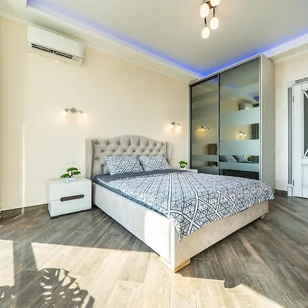 Vnoch I Apartment